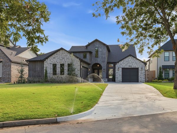 4633 S Detroit Avenue , Tulsa, OK 74105