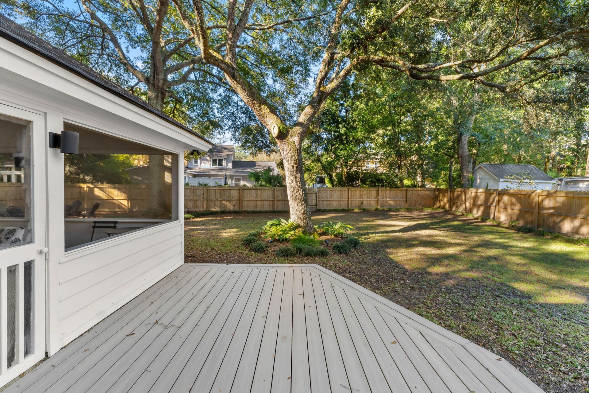 731 Milldenhall Road Photo 27