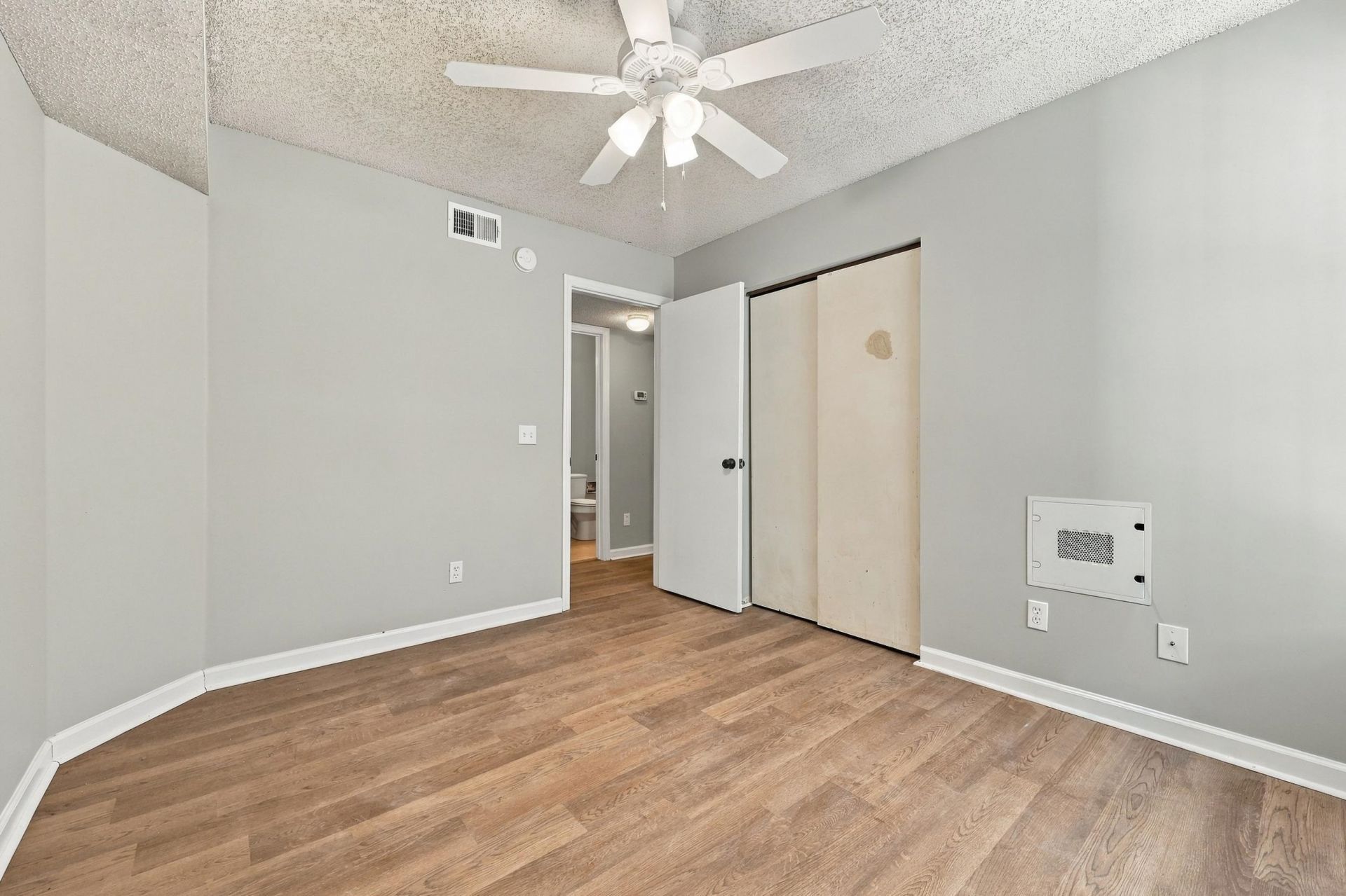8566 Hopkins Circle  Photo 21