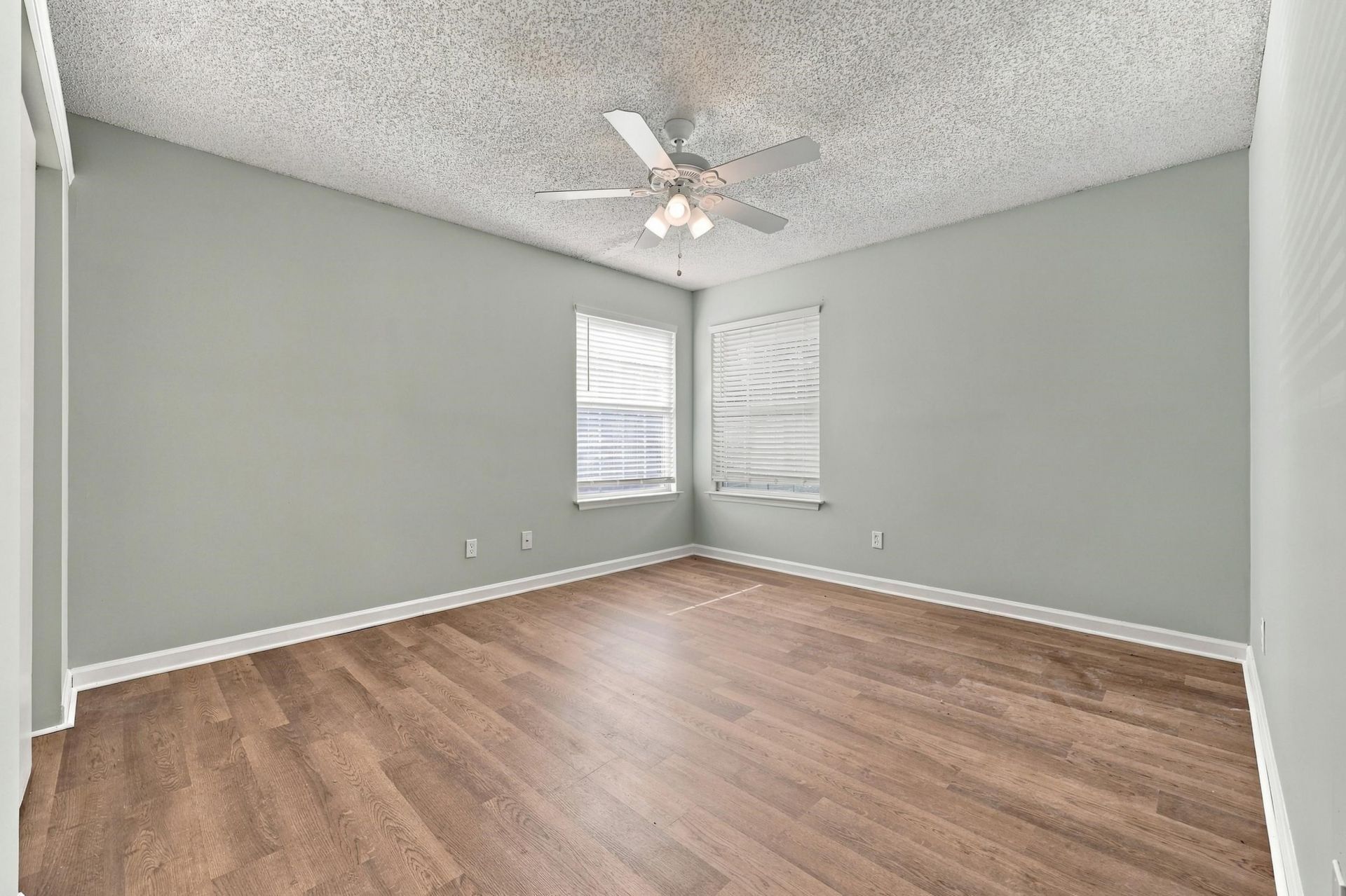 8566 Hopkins Circle  Photo 25