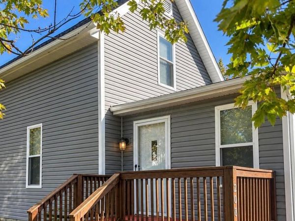 208 N Main Street , Caledonia, OH 43314