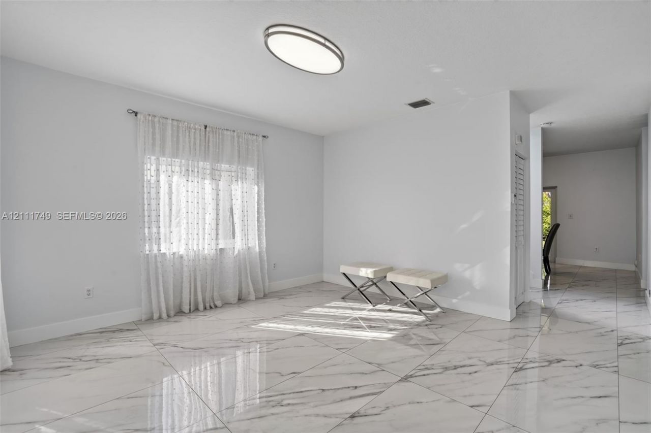 14423 SW 28th St , Miami, FL 33175 Photo