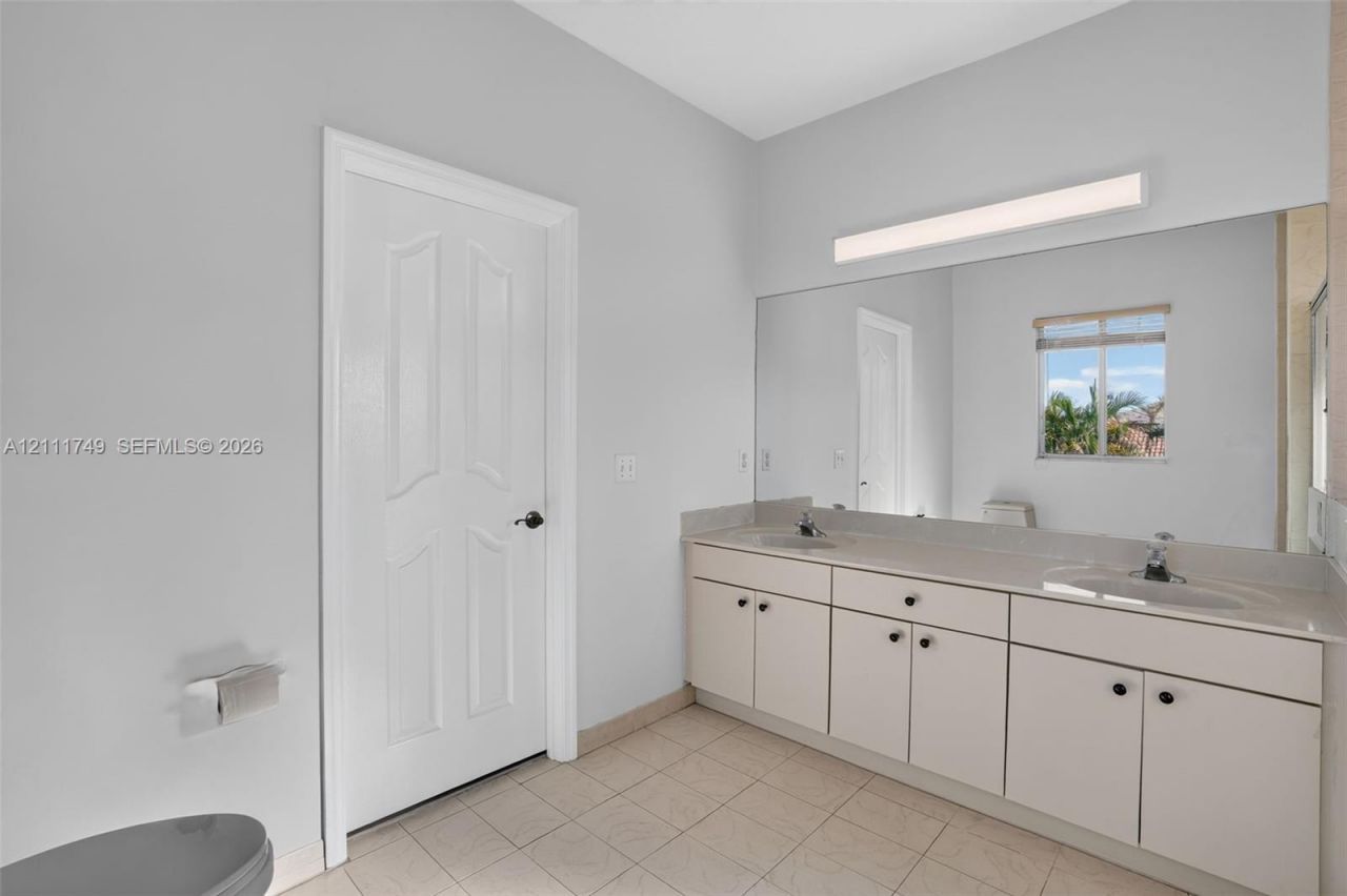 14423 SW 28th St , Miami, FL 33175 Photo