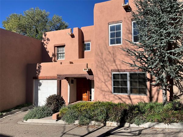 211 Rosario , Unit 15, Santa Fe, NM 87501