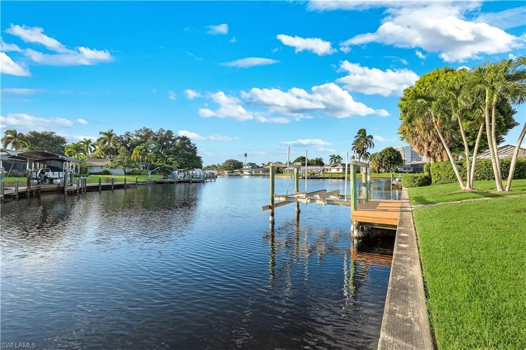 954 Bal Isle Dr, Fort Myers, FL 33919 Photo