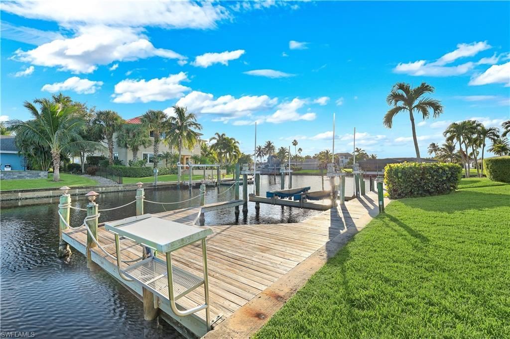 954 Bal Isle Dr, Fort Myers, FL 33919 Photo
