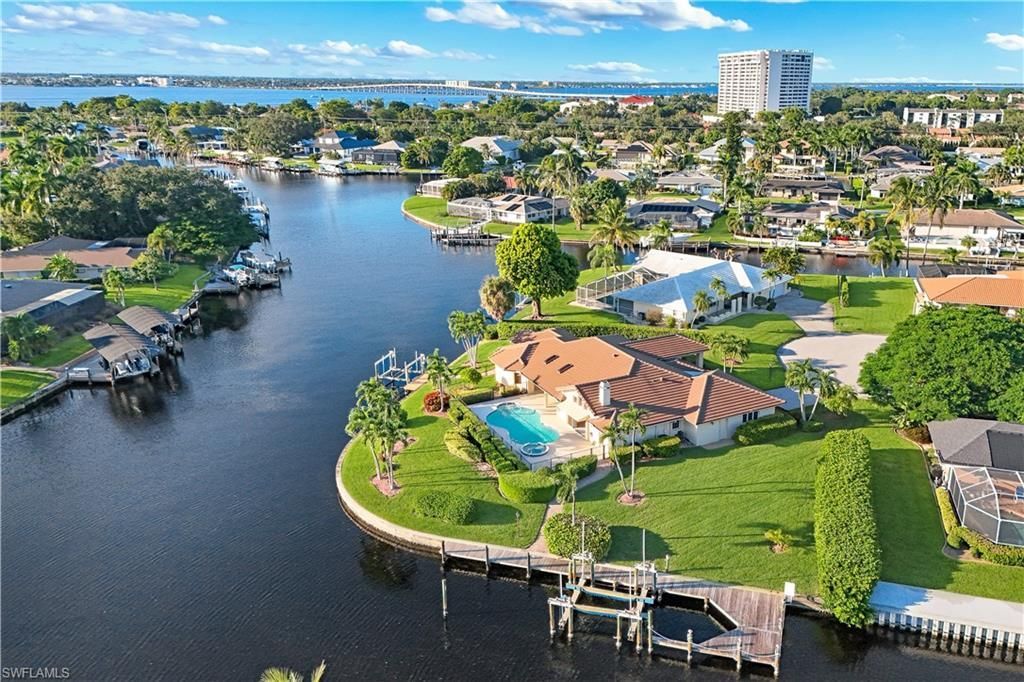 954 Bal Isle Dr, Fort Myers, FL 33919 Photo