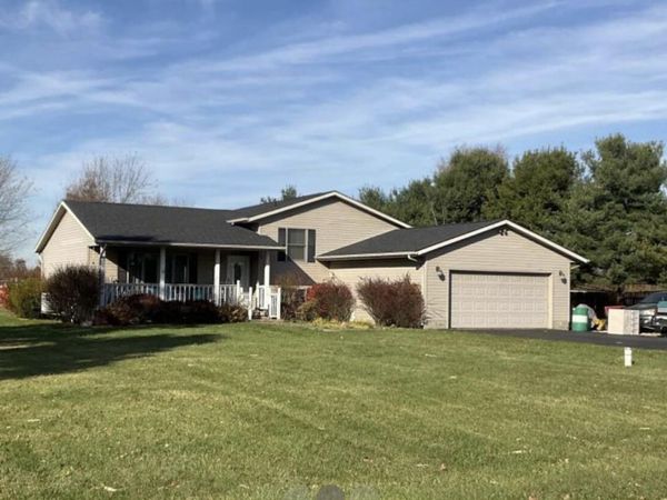 2777 Lonesome Dove Lane, Springfield, OH 45505