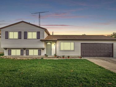 1942 Thornhill Drive, South Bend, IN 46614