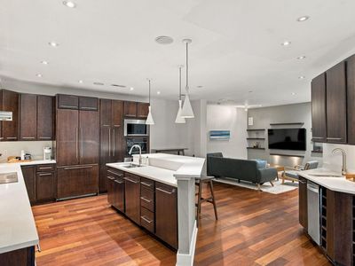 182 E Bay Street, Unit 203, Charleston, SC 29401