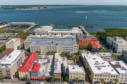 182 E Bay Street photo 4