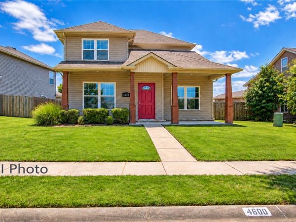 4600 W Colfax Loop , Fayetteville, AR 72704