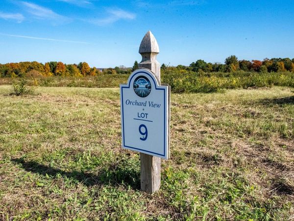9 Elk Vista Court, Williamsburg, MI 49690