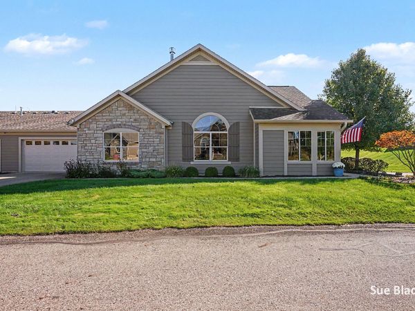 1201 Riverview Drive, Holland, MI 49423