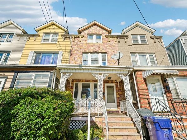 194 Lewis Street , Perth Amboy, NJ 08861