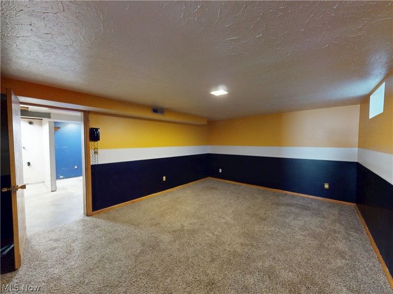 66 Thorlone Avenue , Akron, OH 44312 Photo 32