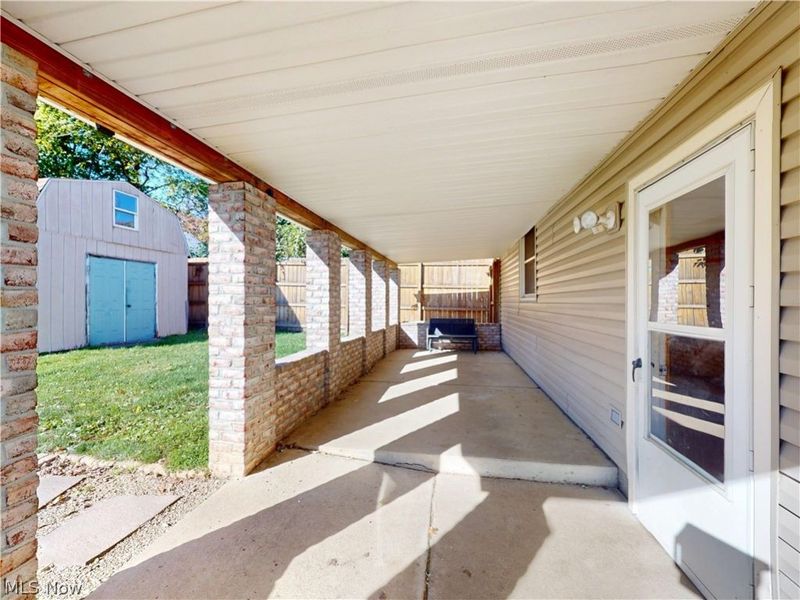 66 Thorlone Avenue , Akron, OH 44312 Photo 4