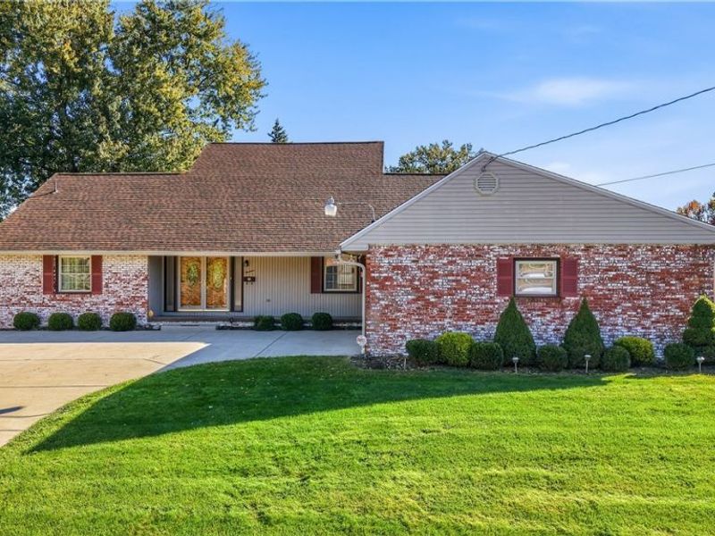 19 Homestead Place, Campbell, OH 44405 Photo 1