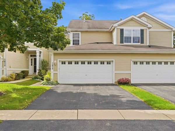 1472 W Remington Lane , Unit 1472, Round Lake, IL 60073