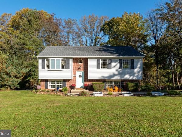 50 HAWTHORNE CIRCLE, WILLOW STREET, PA 17584