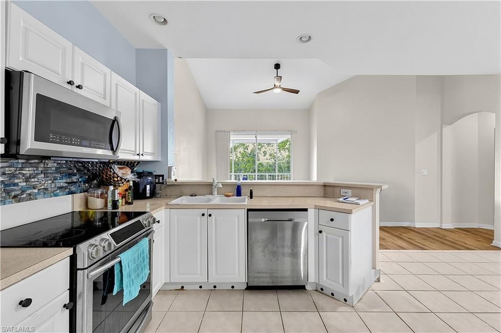 4219 Liron Ave , Unit 204, Fort Myers, FL 33916 Photo