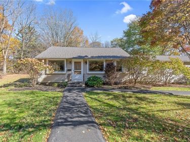 329 Highbridge Street, Fayetteville, NY 13066