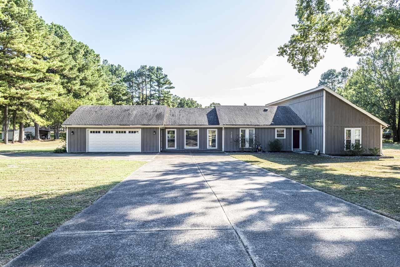 3149 Leo Holland Dr, Millington, TN 38053 Main Photo