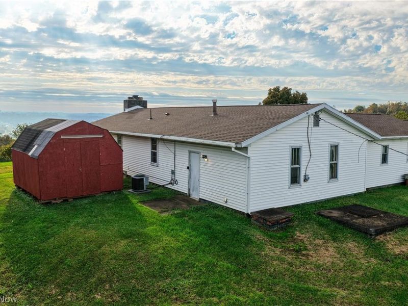 1706 Calder Ridge Road , Belpre, OH 45714 Photo 10