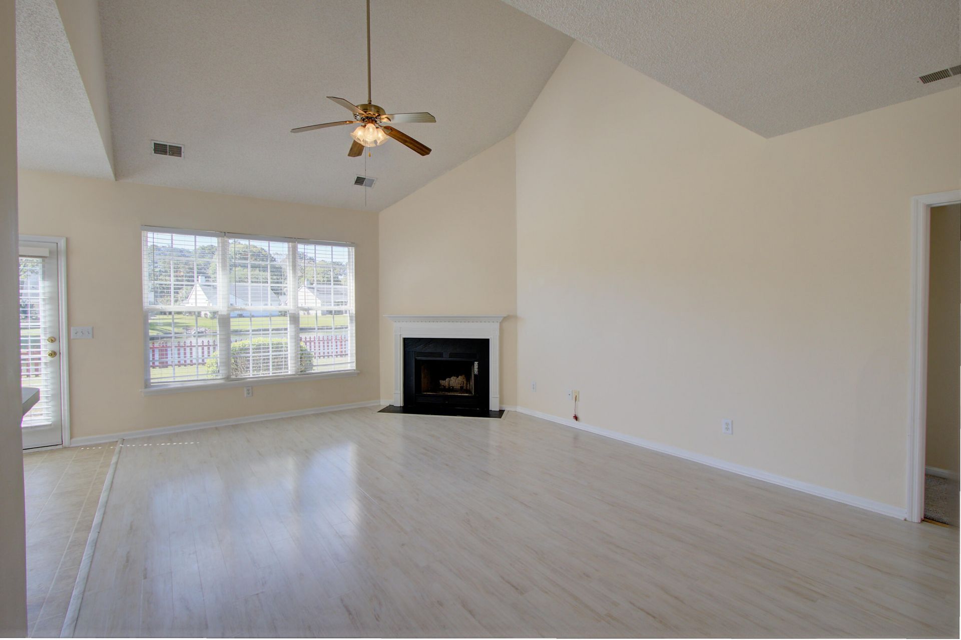 533 Tribeca Drive Photo 12