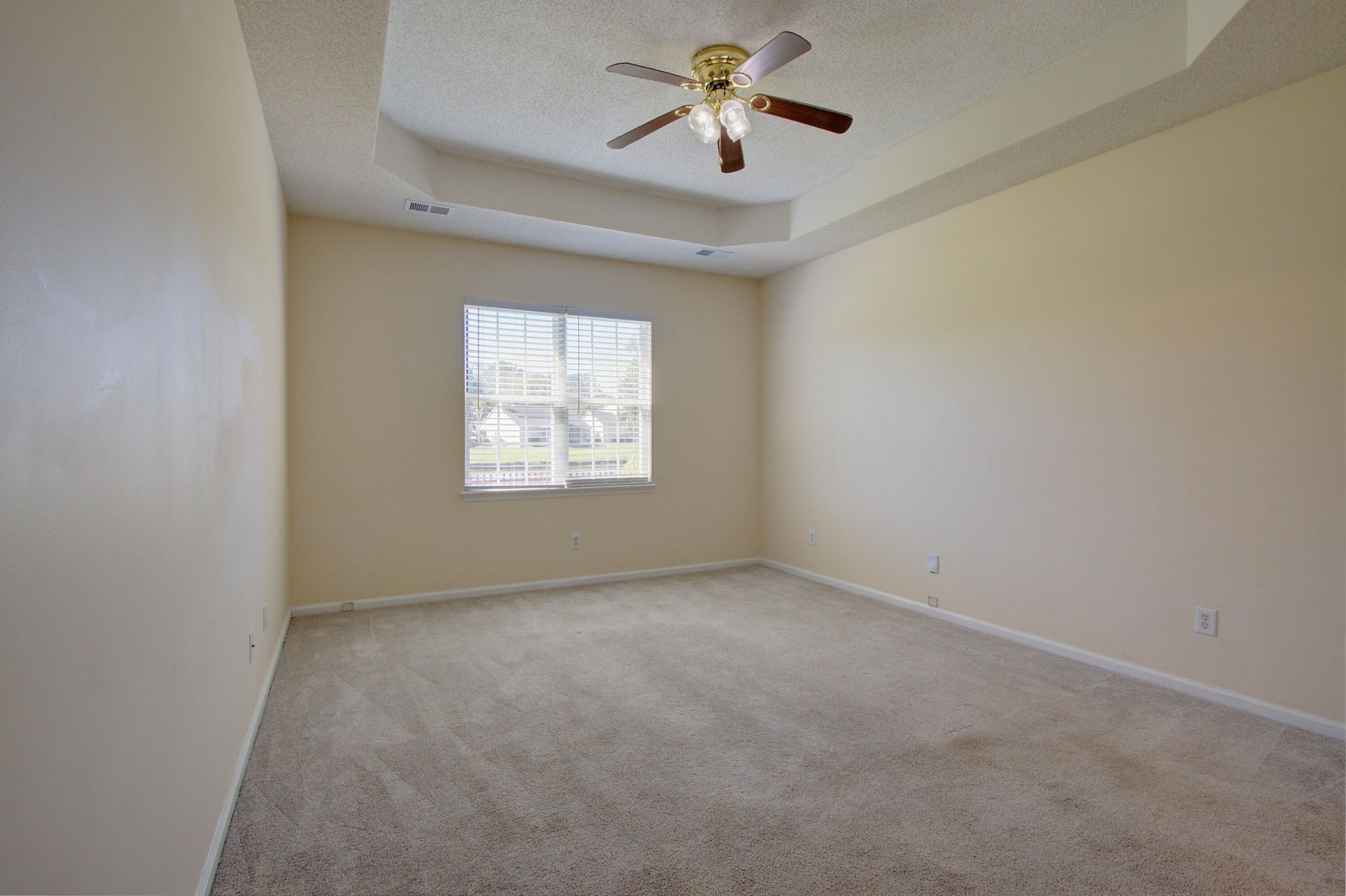 533 Tribeca Drive Photo 16