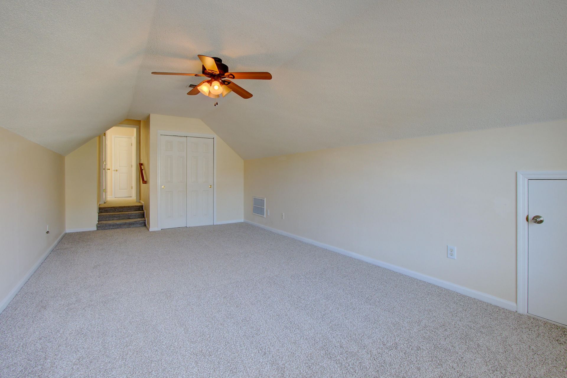 533 Tribeca Drive Photo 28