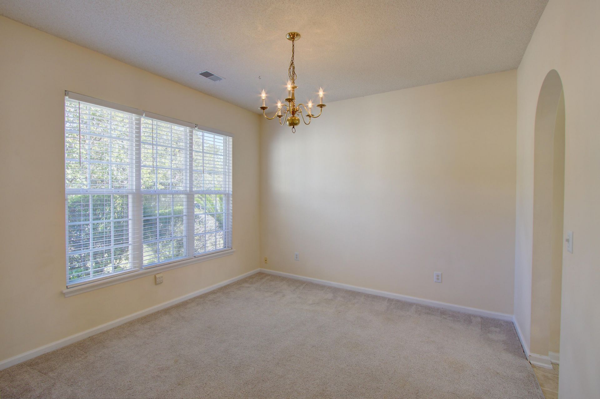 533 Tribeca Drive Photo 4