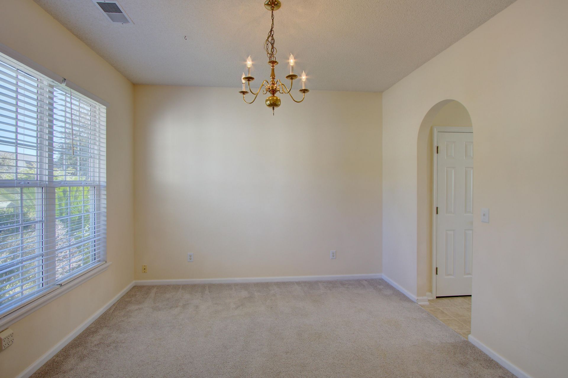 533 Tribeca Drive Photo 5