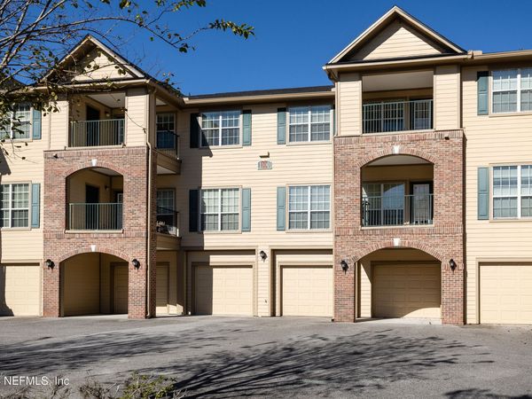 7800 POINT MEADOWS Drive, Unit 1136, Jacksonville, FL 32256