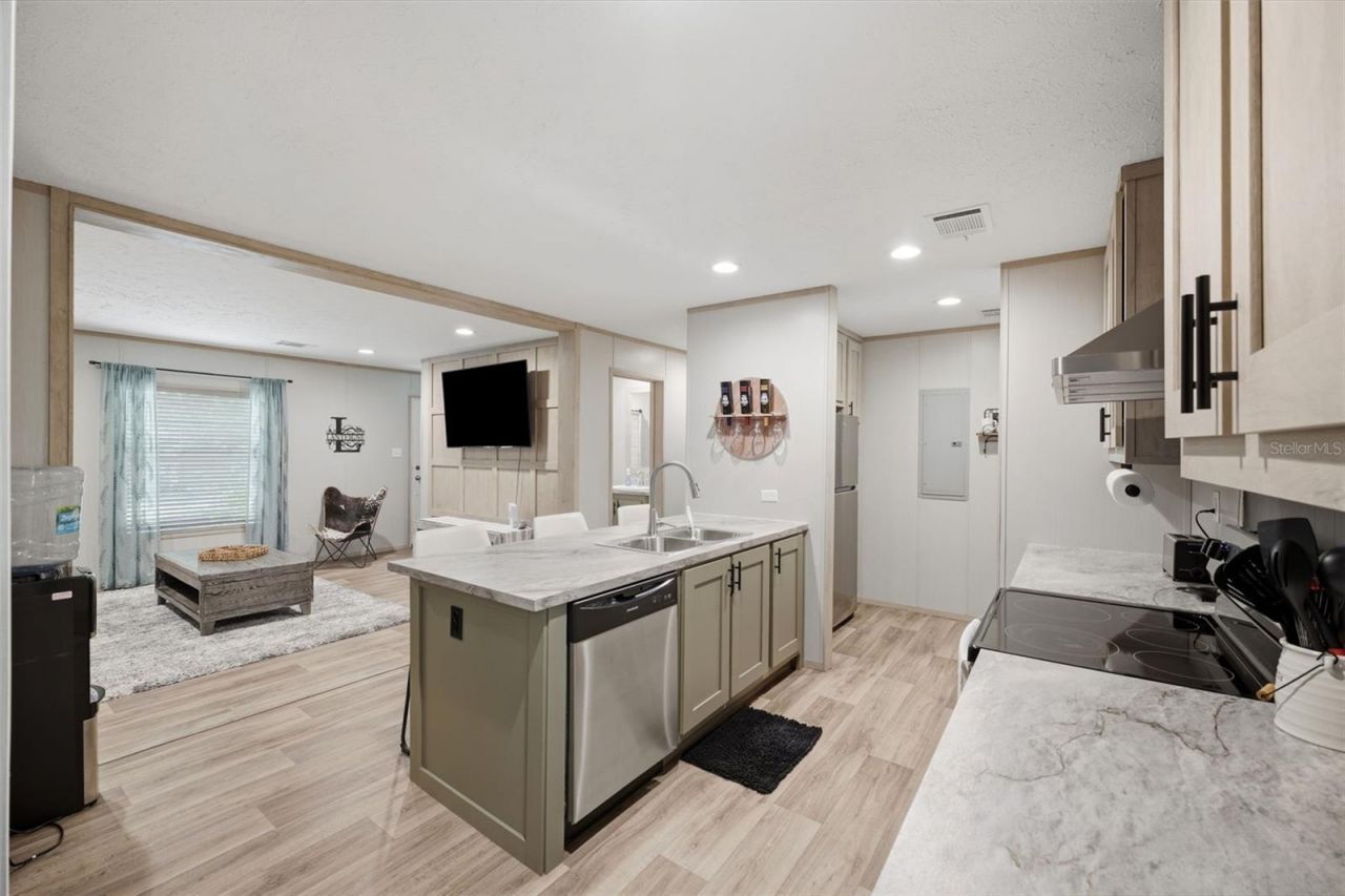 2035 S Goode Point , Homosassa, FL 34448 Photo