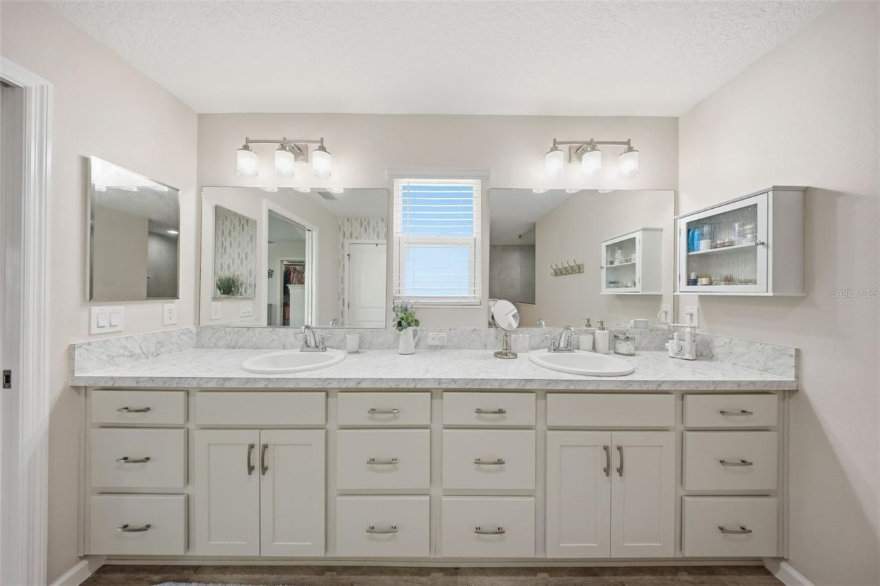 1940 Dempsey Lane , The Villages, FL 32163 Photo