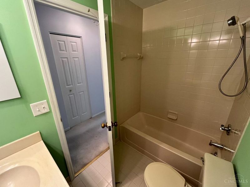 6545 Chesapeake, Unit 287, Cincinnati, OH 45248 Photo 22