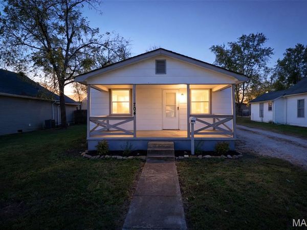 704 N Desloge Drive , Desloge, MO 63601