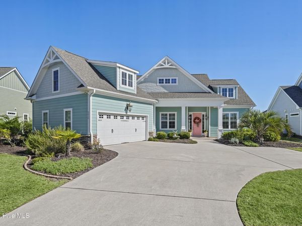 2910 Cascade Drive SE, Southport, NC 28461