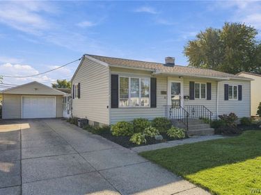 325 Parkedge Avenue , Tonawanda, NY 14150