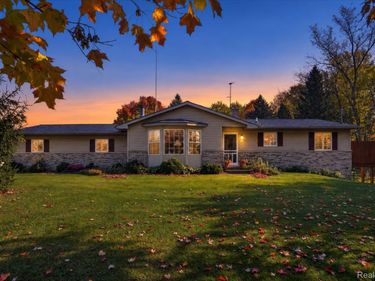 3876 Harmon Road, Duplain Township, Mi 48879