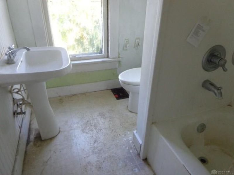 819 Wyoming Street, Dayton, OH 45410 Photo 2
