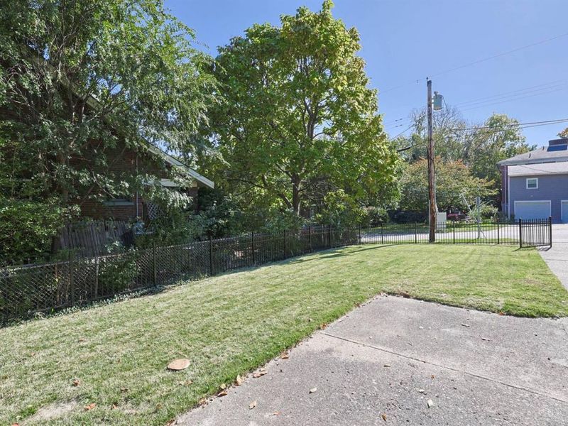 1594 Wittekind Terrace, Cincinnati, OH 45224 Photo 39