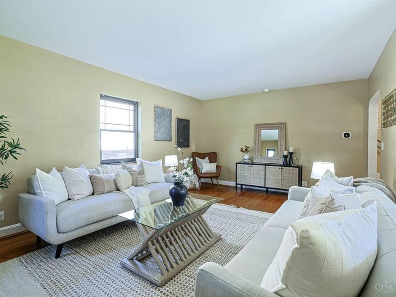 1594 Wittekind Terrace, Cincinnati, OH 45224 Photo 9