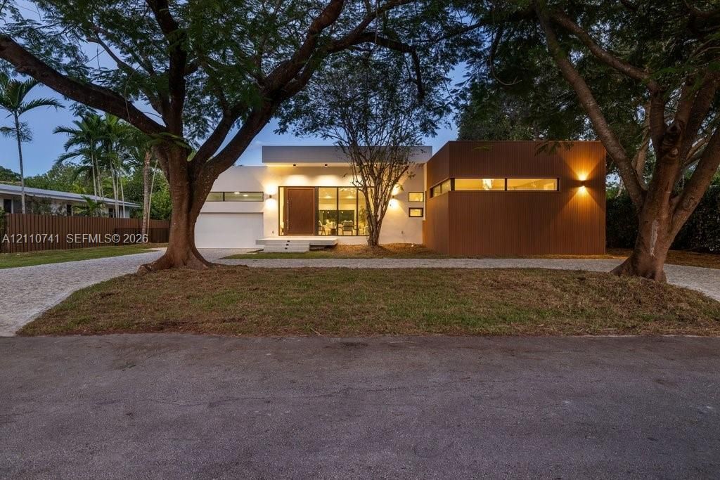 9445 SW 73rd Ave , Pinecrest, FL 33156 Photo