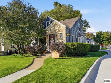 6452 William Street, Omaha, NE 68106