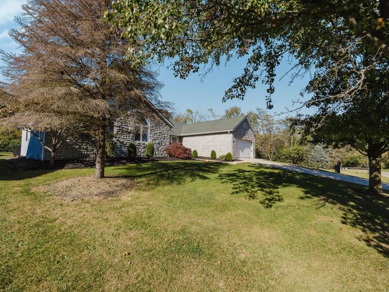 99 Valleyview Drive , Mount Sterling, OH 43143 Photo 3