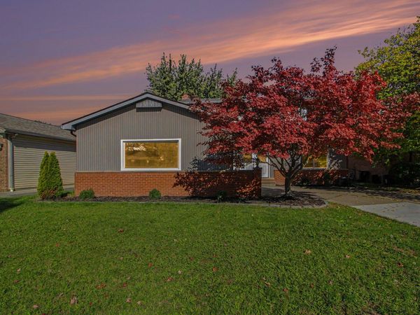 42618 Addison Avenue, Canton, MI 48187