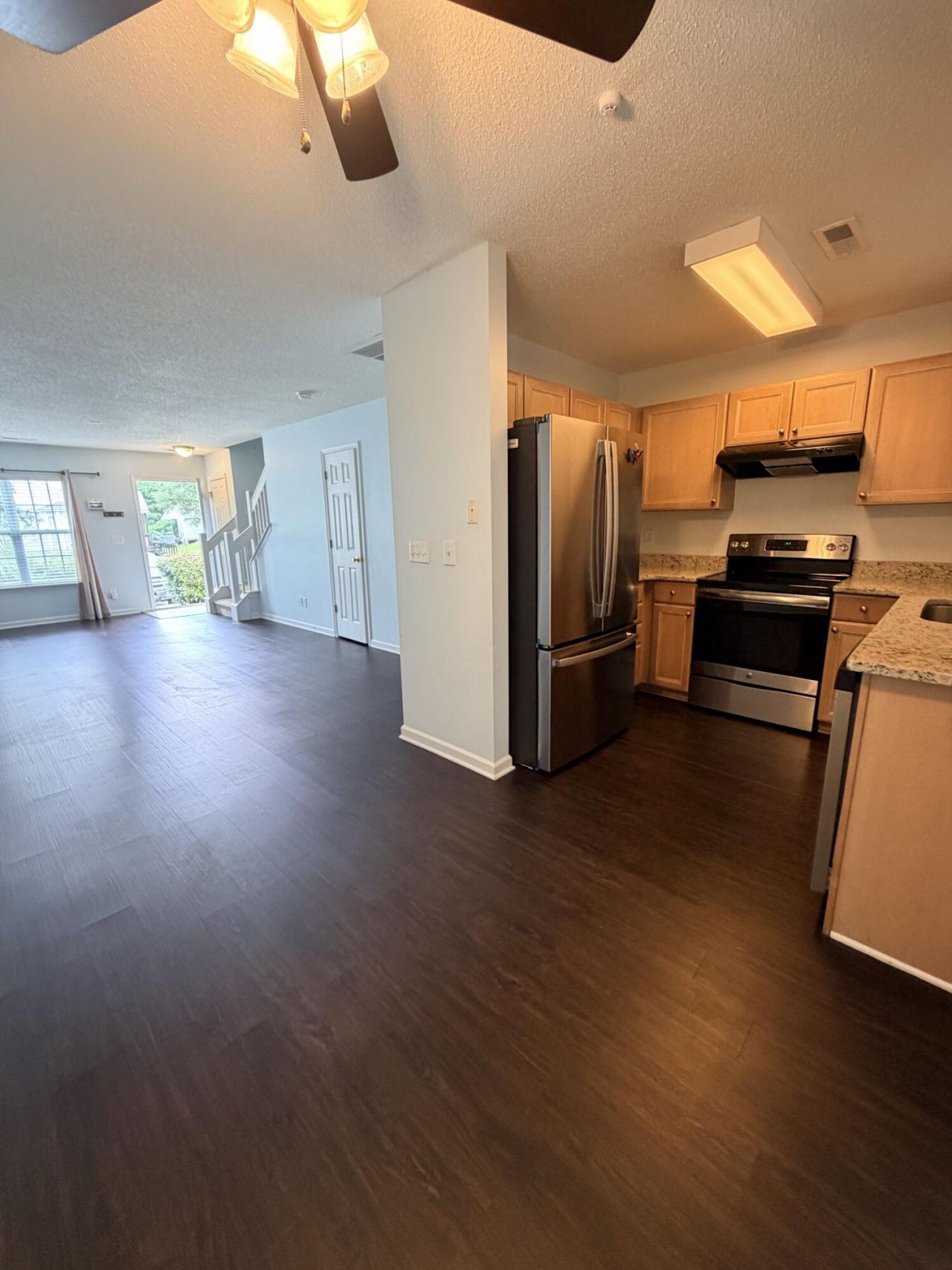 341 Kelsey Boulevard Photo 8