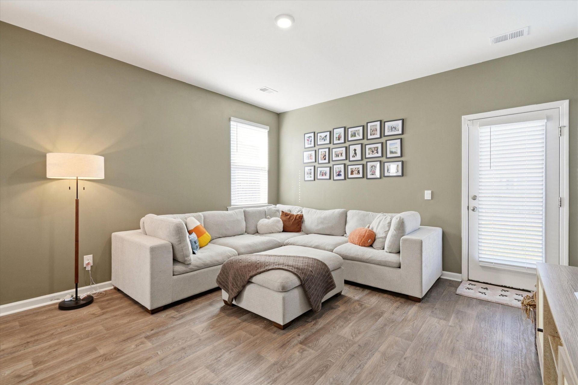 1014 Peridote Way Photo 11